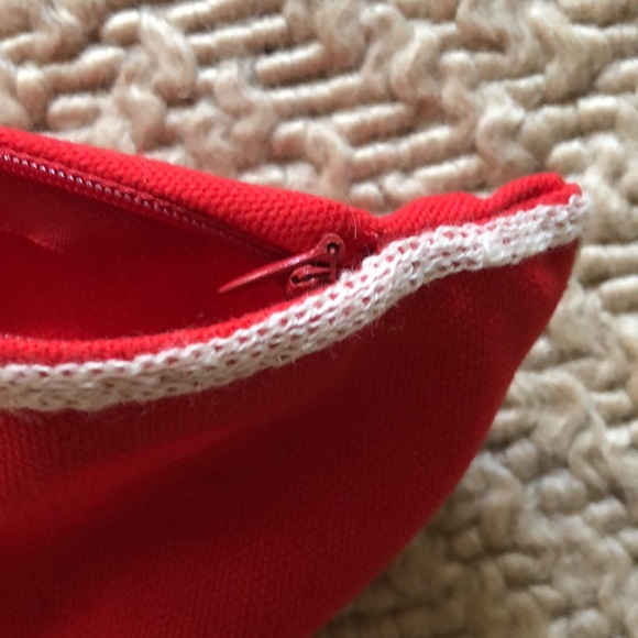 Lehour Winter Christmas red snowflake pillow cover - Picture 10 of 13